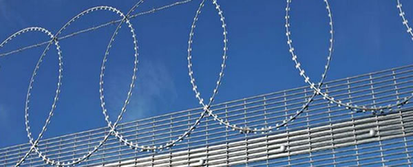 High Security 358 Mesh Panels with Razor Wire Tops
